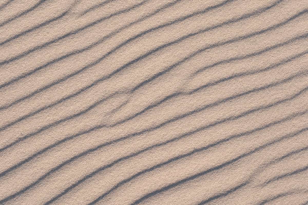 Ribbels in het zand op het strand van Terschelling